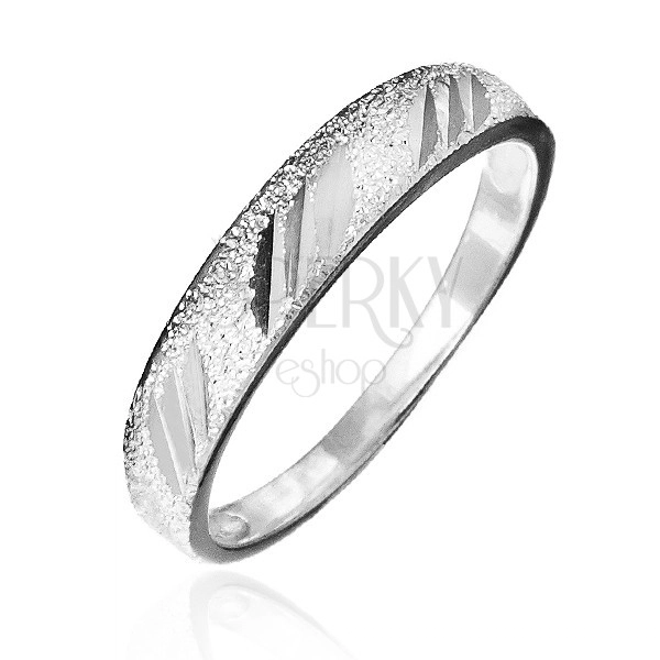 Ring made of 925 silver – sandblasted with shiny notches