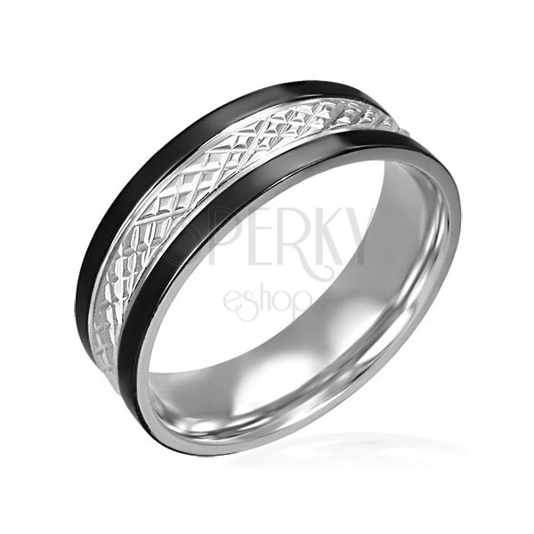 Stainless steel ring with black lining
