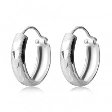 Round 925 silver earrings with sanded surface, shiny notches, 4 mm