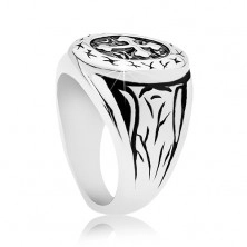 Ring in silver colour, surgical steel, big oval with cross trefly