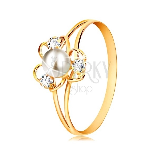 Yellow 9K gold ring - flower with three petals, white pearl and clear zircons