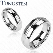Tungsten ring - engraved central line