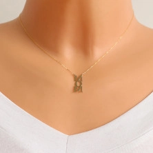 Necklace in yellow 14K gold - "MOM" inscription, letters under each other, chain of tiny rings