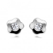 Brilliant earrings made of white 375 gold - glossy flowers with diamond in the middle, studs