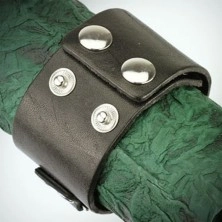 Black leather buckle plate bracelet
