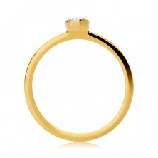 Ring made of 925 silver – protruded zircon in grain-shaped hoop, gold tone